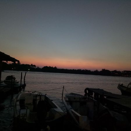 Hansi Villa Bentota Bagian luar foto