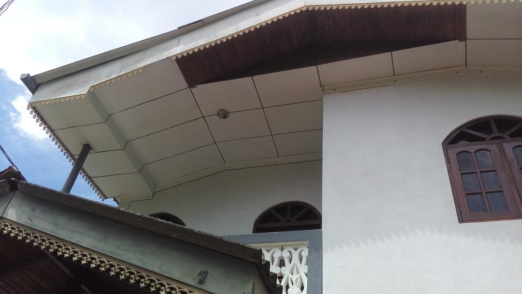 Hansi Villa Bentota Bagian luar foto